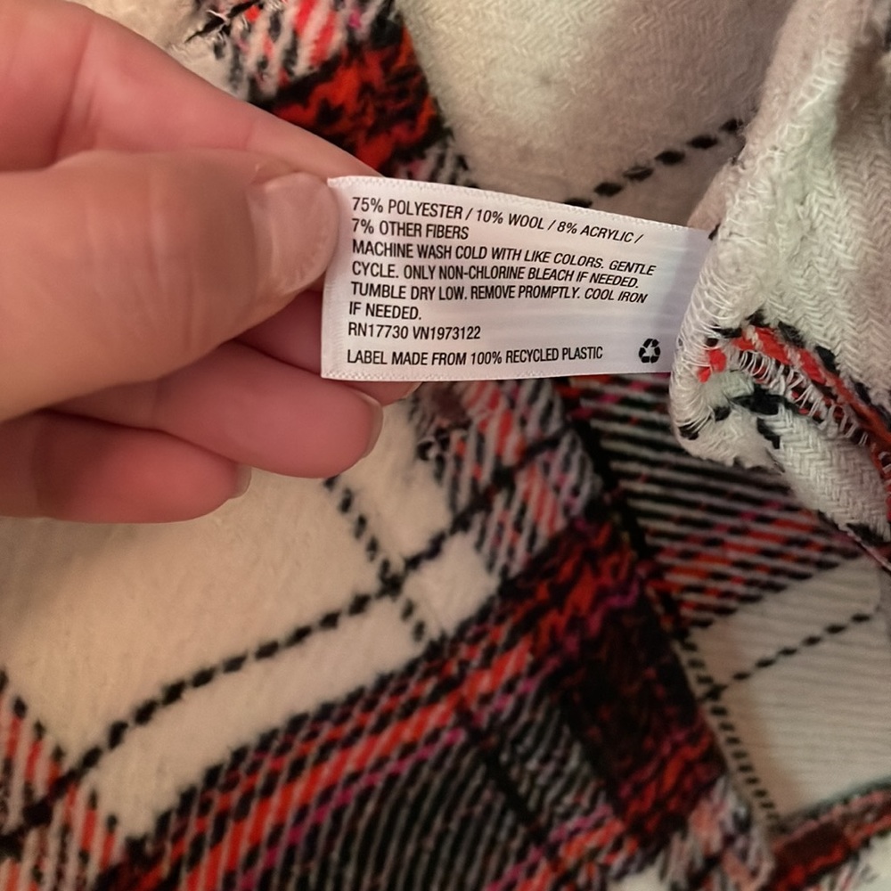 Universal Thread Shacket - Picture 5 of 5
